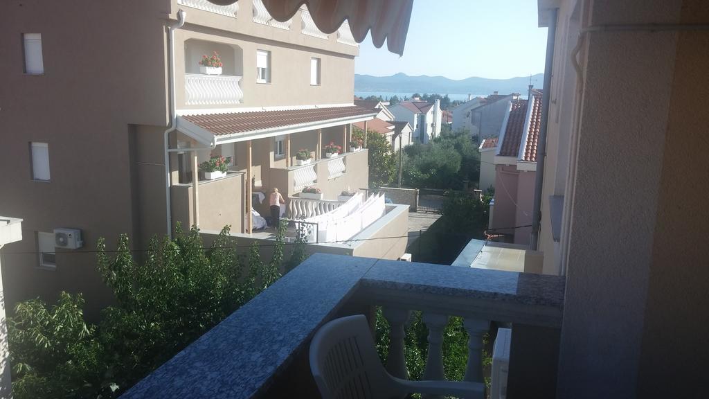 Apartmani Villa Marija ザダル エクステリア 写真