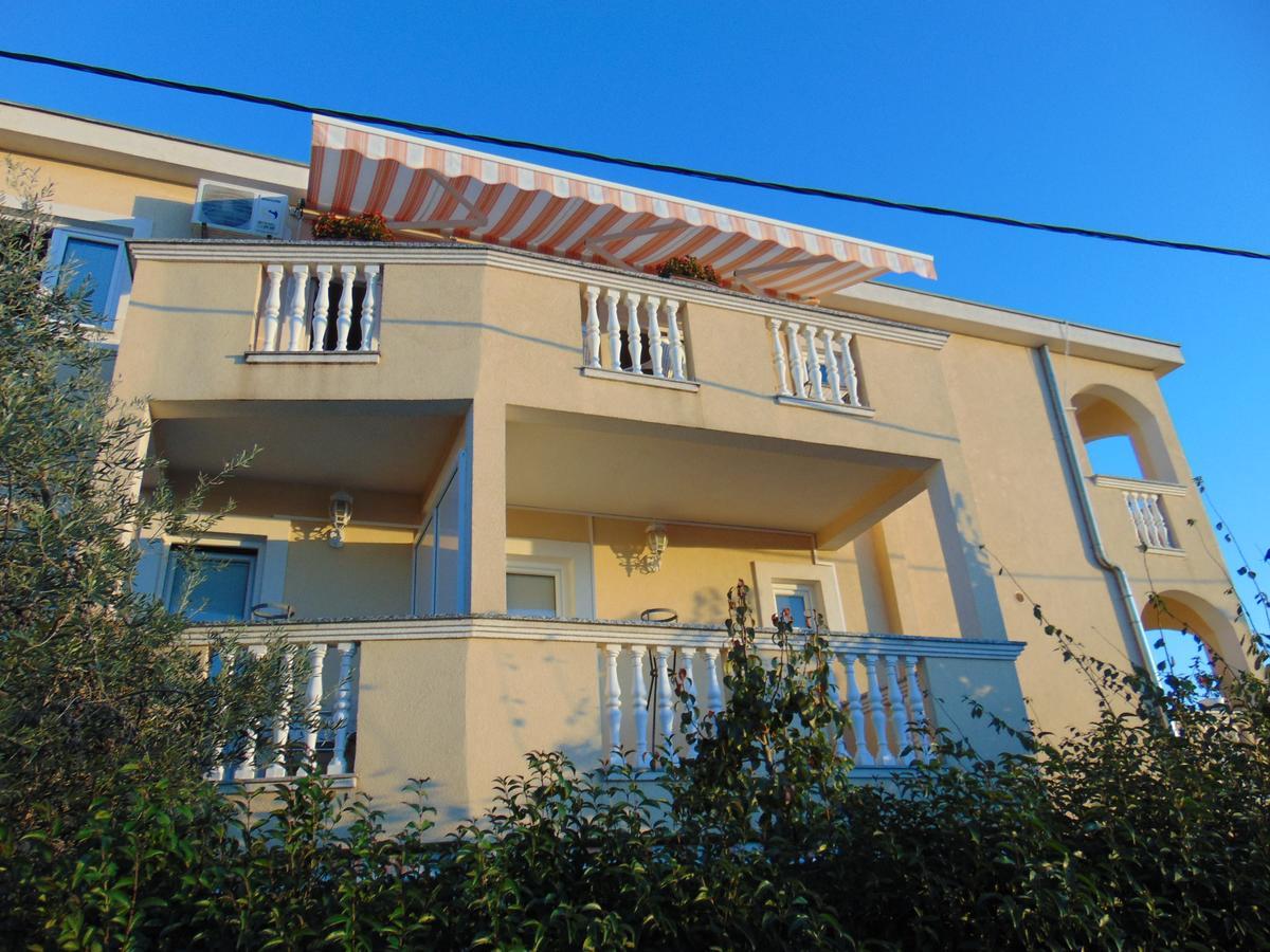 Apartmani Villa Marija ザダル エクステリア 写真