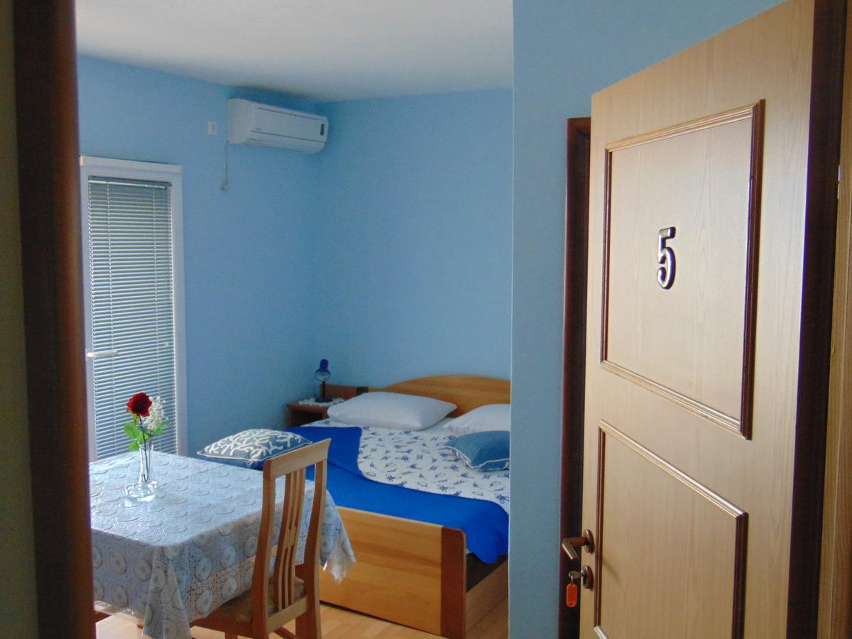 Apartmani Villa Marija ザダル エクステリア 写真