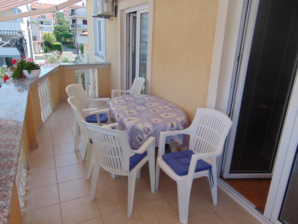 Apartmani Villa Marija ザダル エクステリア 写真