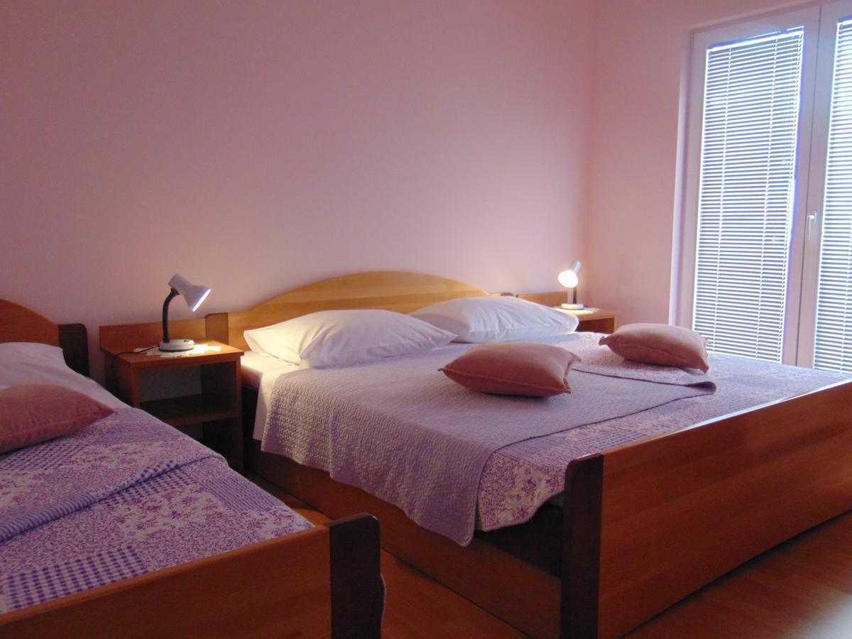 Apartmani Villa Marija ザダル エクステリア 写真